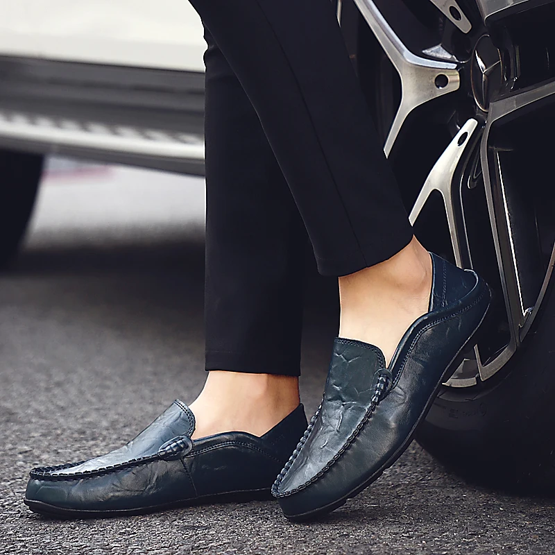 Men's Walking Shoes Fashion PU Women Slip on Leather Casual Loafers Hand Sewing