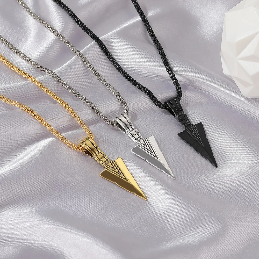 

European and American Gothic Triangle Spearhead Gold Silver Men's and Women's Necklace Retro Arrow Pendant Jewelry Accessories
