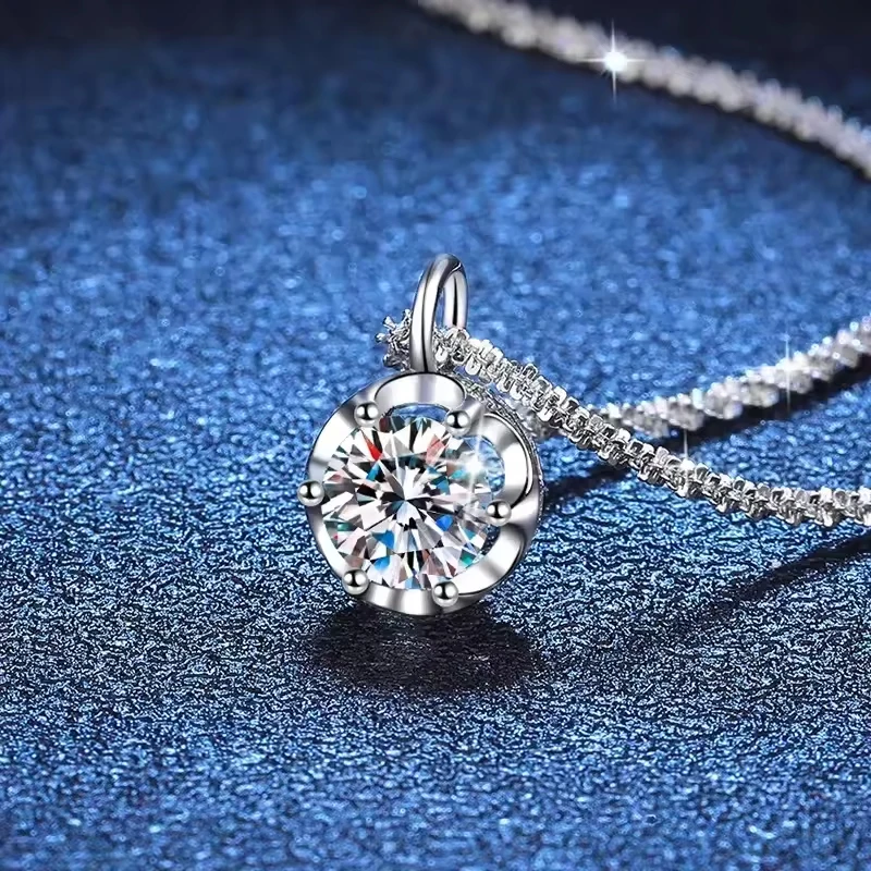 Фото QMSHR 1-2CT Ожерелье из белого золота с муассанитом для женщин, классический кулон с четырьмя крапанами, свадебные украшения, серебро 925 пробы №3