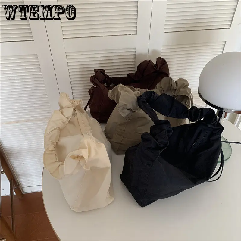 Solid Color Wrinkle Hobos Nylon Totes Shoulder Bags for Women Personalized Pleated Drawstring Lady Bag Female Commuter Handbag