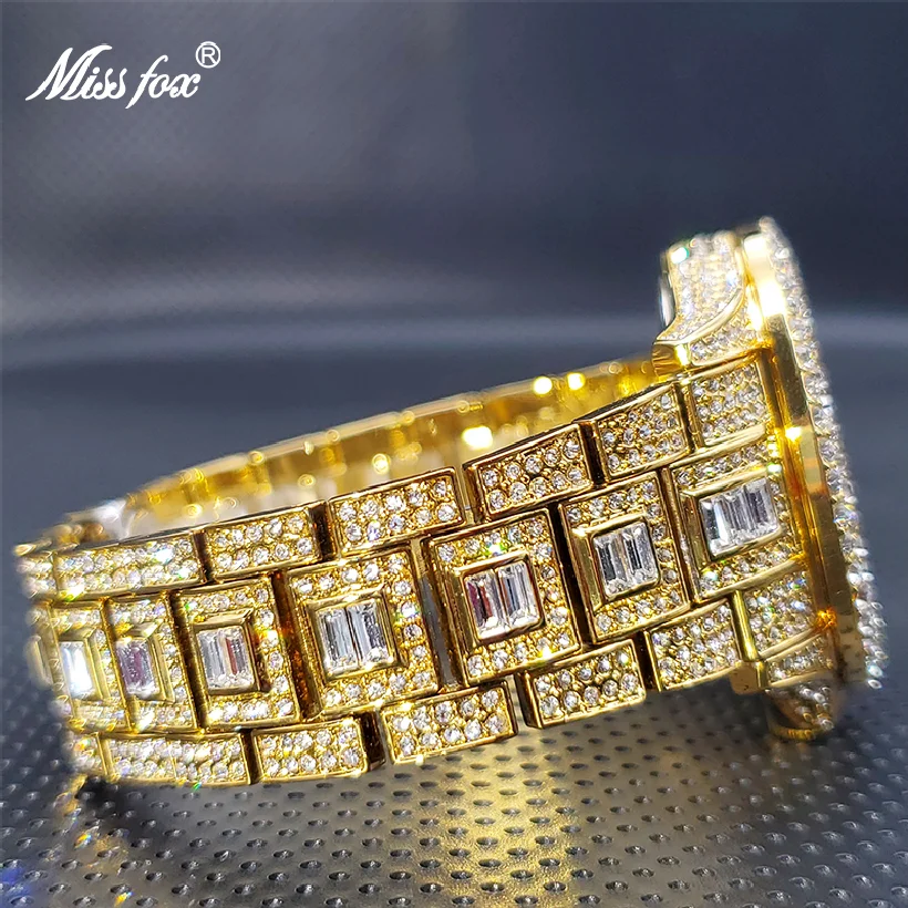 Рисунок 3 - Роскошные парные часы с муассанитом для мужчин