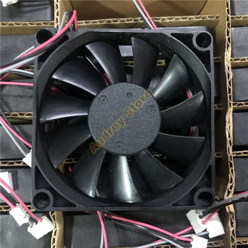 Новый ICFAN F7015BQ-07DAV 01 DC7V 0.04A 7 см 7015 3-проводной охлаждающий вентилятор воздуходувка