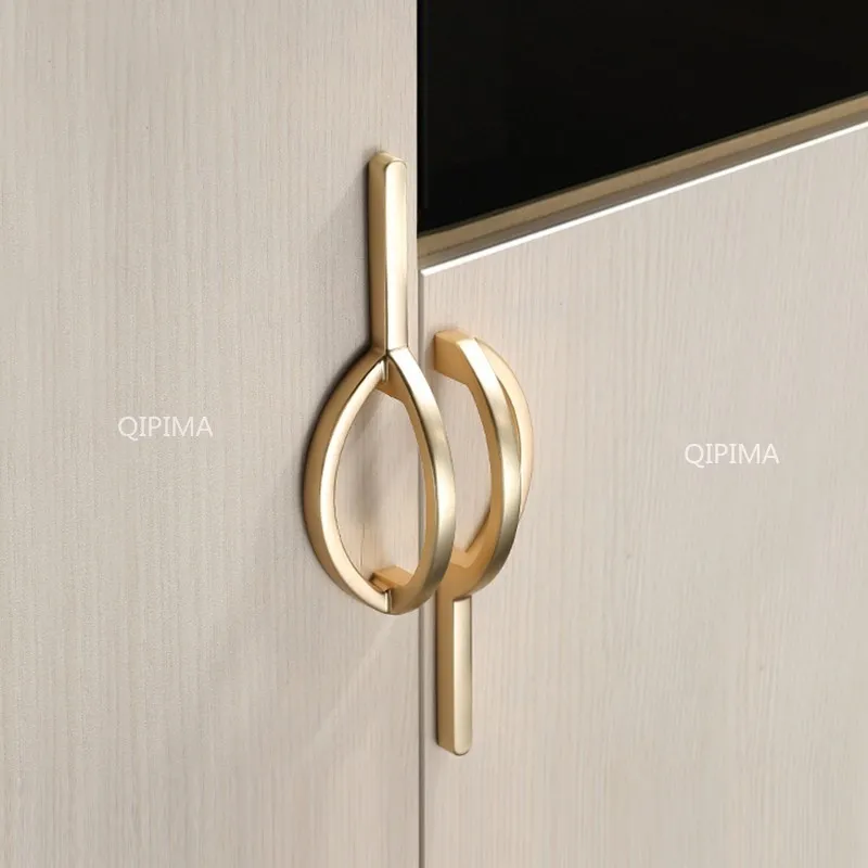 Ручка для мебели в спальне или ванной комнате