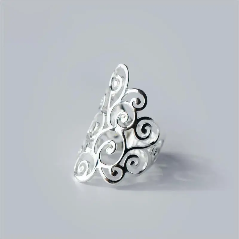 

Регулируемое кольцо с отдельным дизайном и полым узором