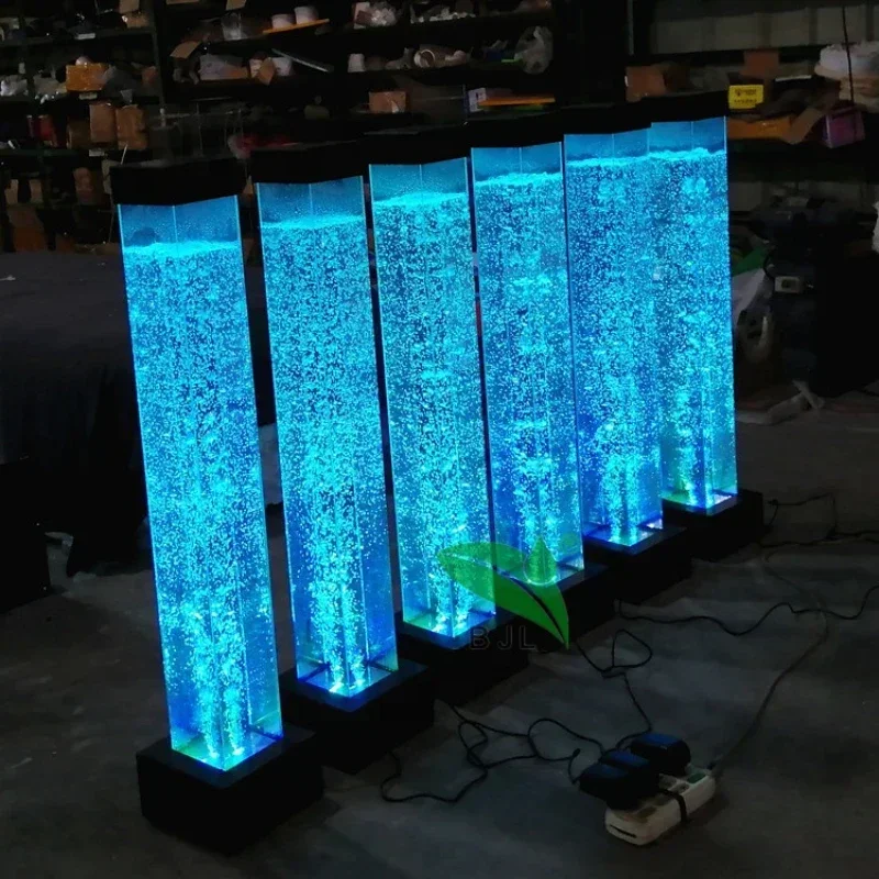 Фото Напольный светильник для интерьера с LED-подсветкой, меняющей цвета, из акрила, с водяными пузырьками, в форме квадратной колонны. №2