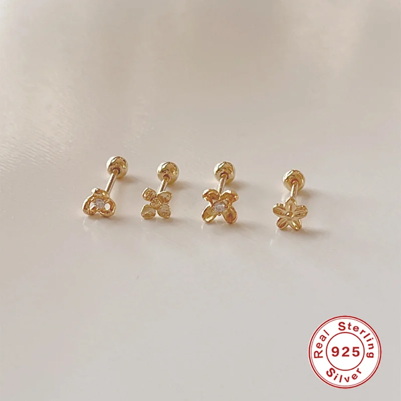 

Женские серьги-гвоздики в виде цветка, золотого цвета