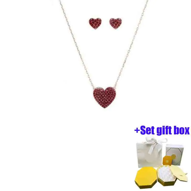 

Fashionable and charming small red love collarbone chain jewelry necklace suitable for beautiful women to wear, free shipping