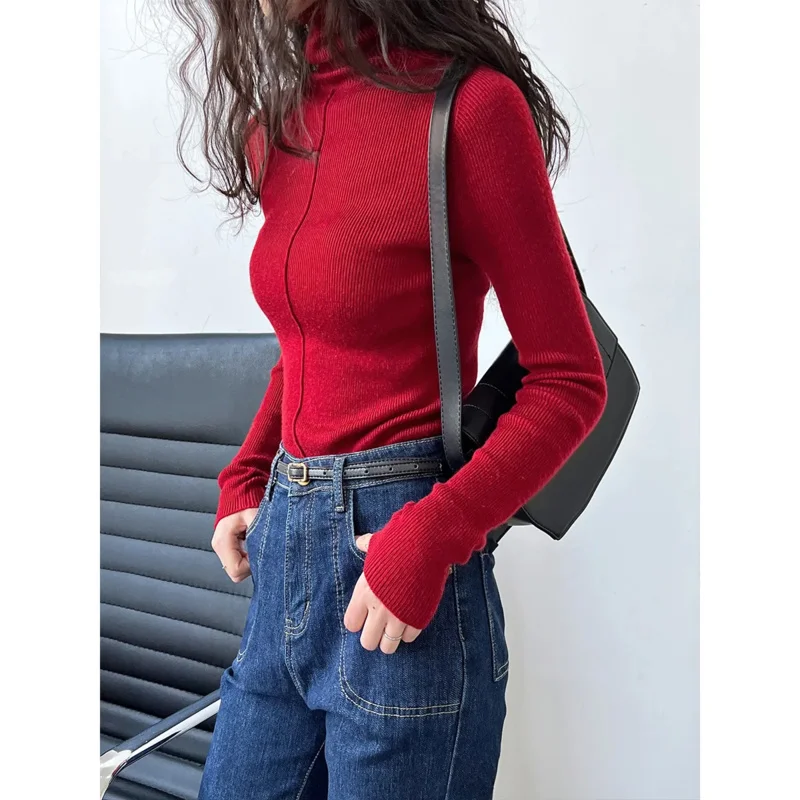 Женская трикотажная водолазка из 10% шерсти