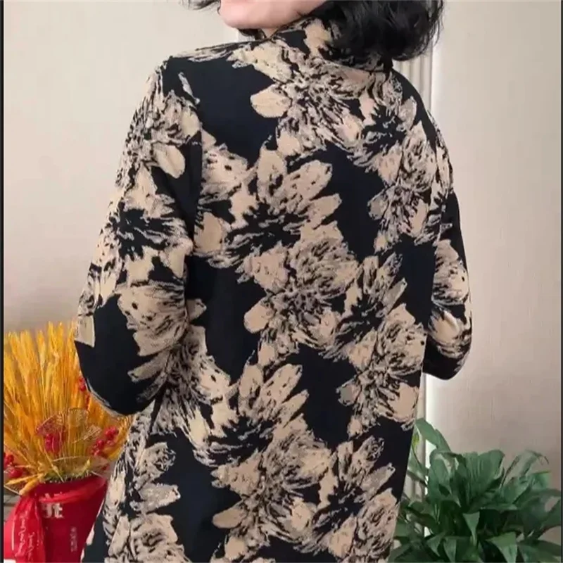 Рубашка-топ с отложным воротником для мам Новинка Весна 2024 блузка длинными