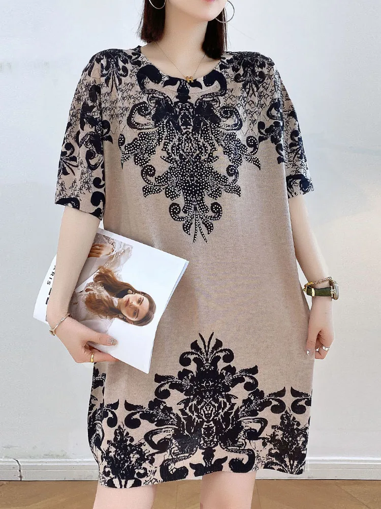 

Женское трикотажное платье-свитер с геометрическим принтом, свободного покроя