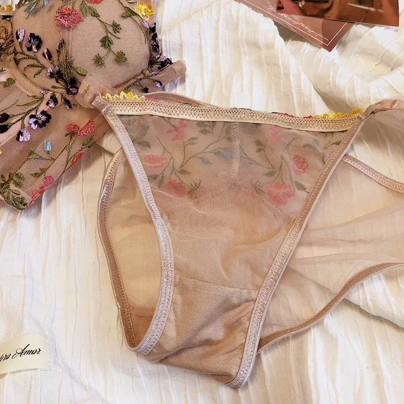 6-бортный комплект из бюстгальтера и трусиков с вышивкой кружевное женское