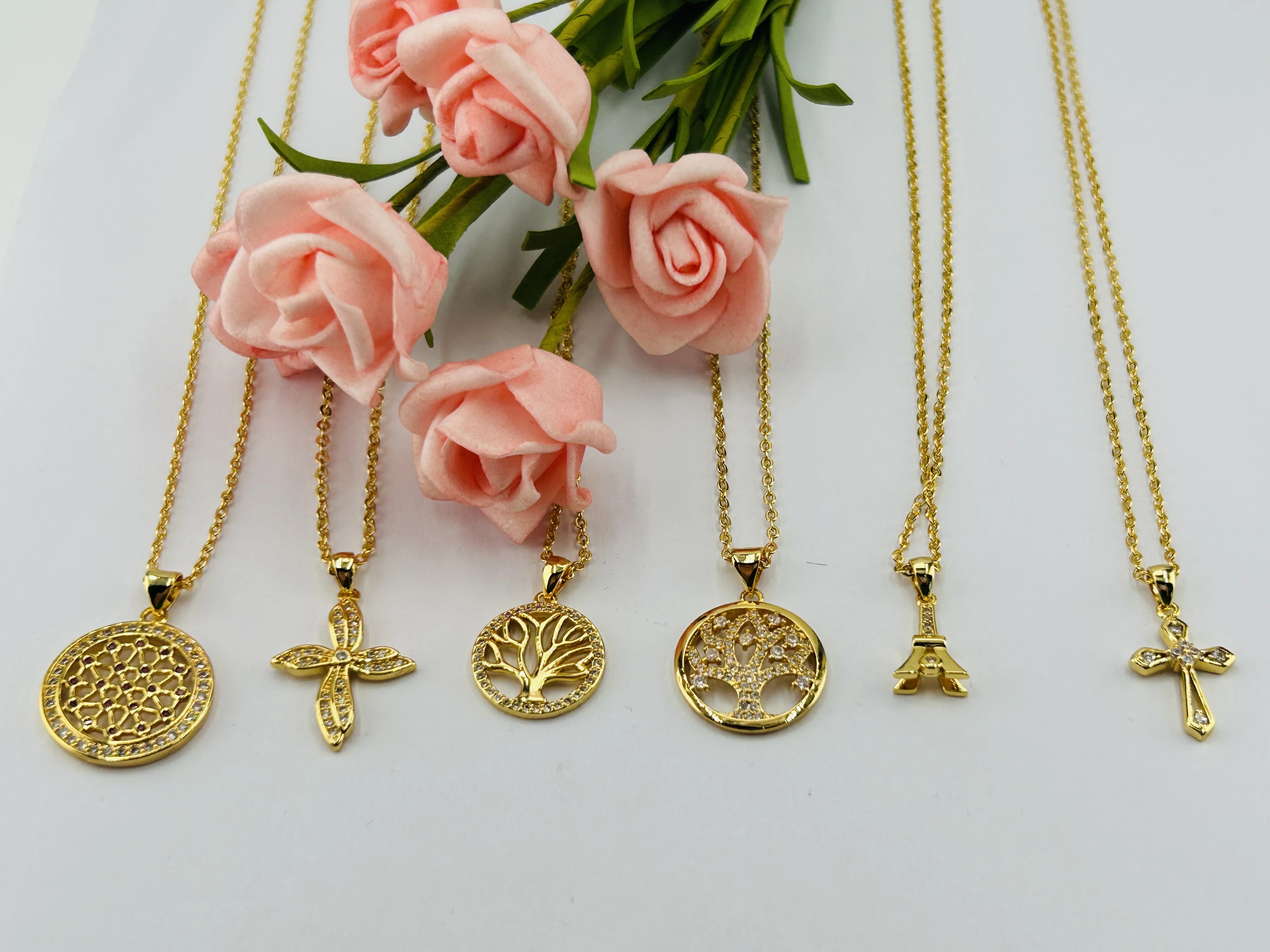 

Diamond Necklace Collection: A Glittering Assortment of Classic and Modern Designs