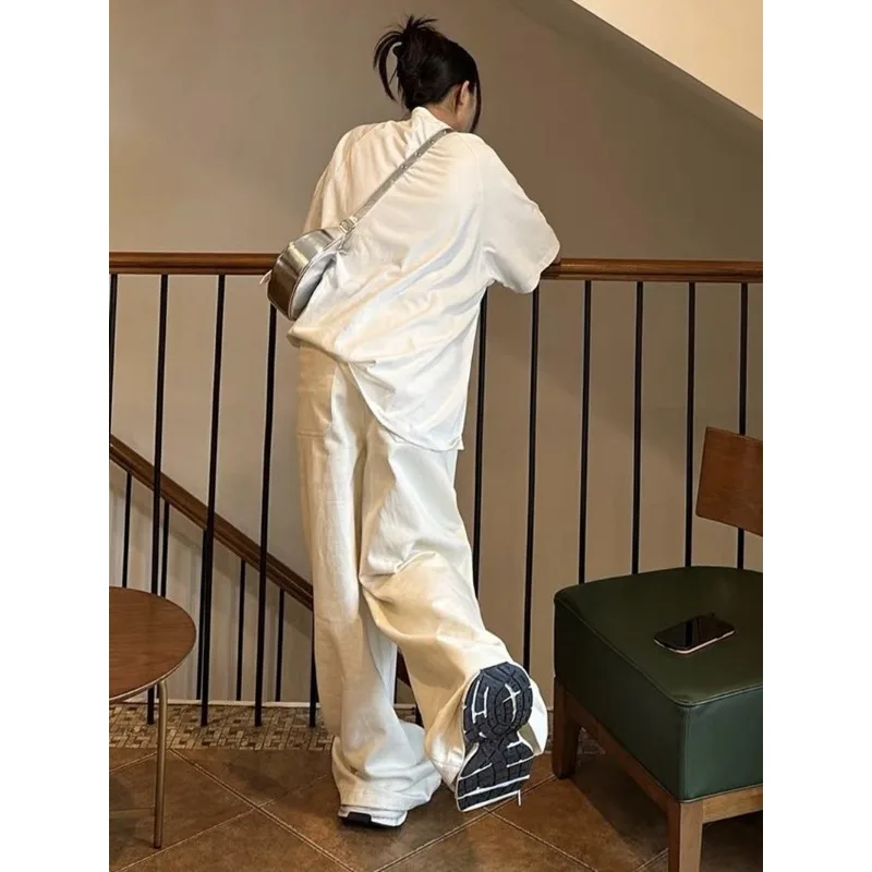 Рисунок 4 - Женские джинсы большого размера Deeptown