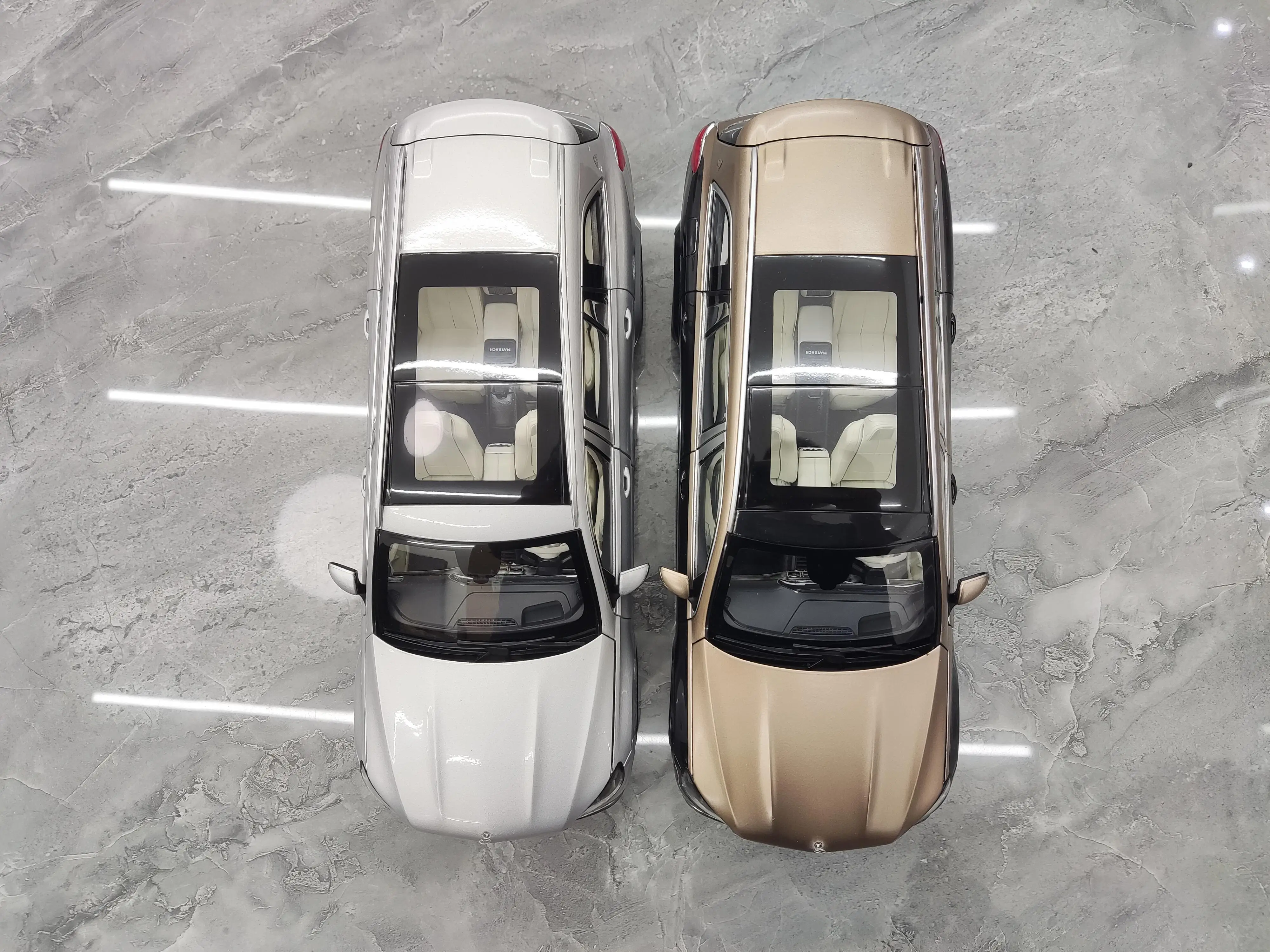 Коллекция моделей автомобилей Mercedes Maybach GLS 600 1 18