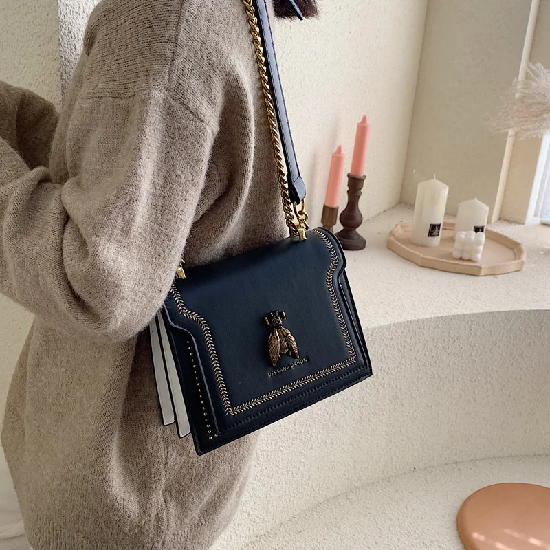 French Women's 2023 Summer New Chain Bee One Shoulder Hand Tote Female Bag Color Messenger Crossbody Handbag Woman Versatile