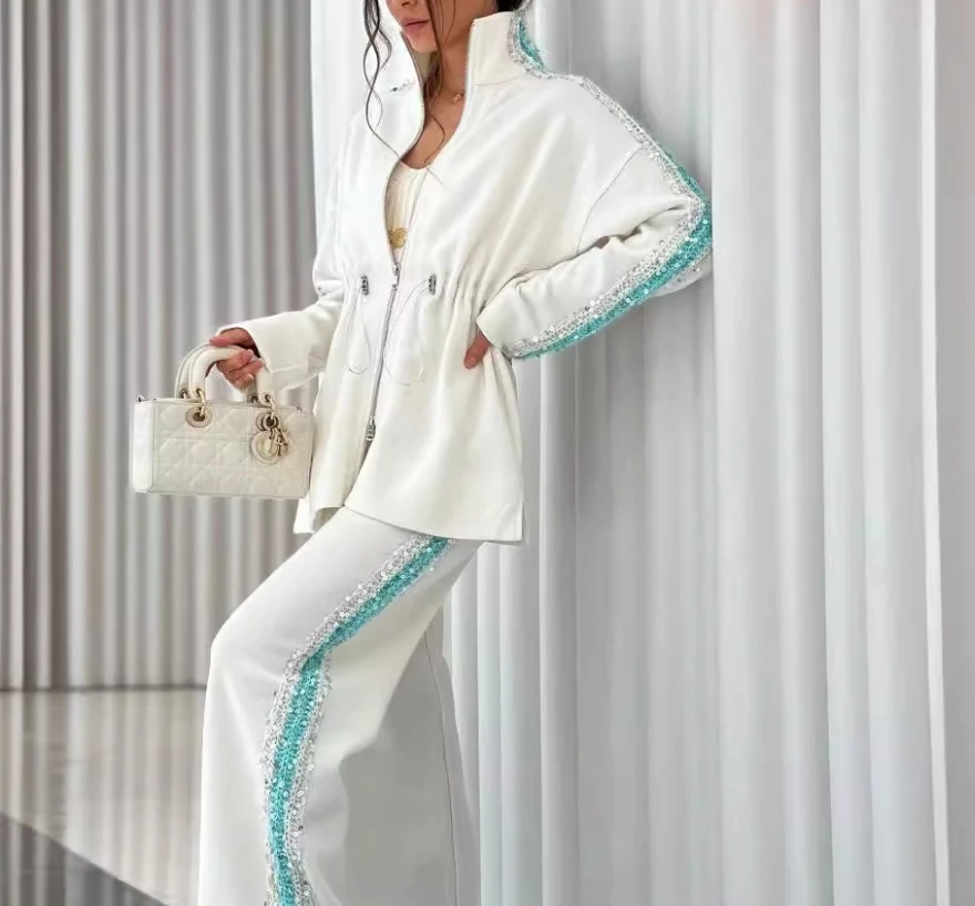 Женский комплект из двух предметов топ и брюки