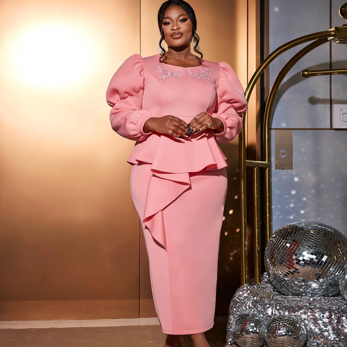 Стильные вечерние платья с длинными рукавами для женщин кружевные квадратным