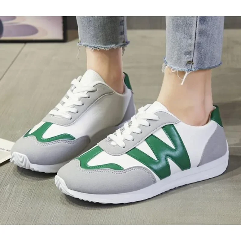 Кроссовки с круглым носком и глубоким легкие универсальные дышащие