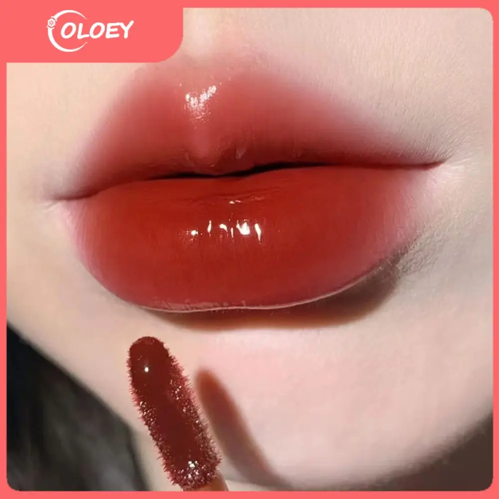 

Moisturizing Lip Gloss Water Light Texture Small And Portable Lip Makeup 3 Years Rich Color Glass Lip Gloss Lipstick Clear Water