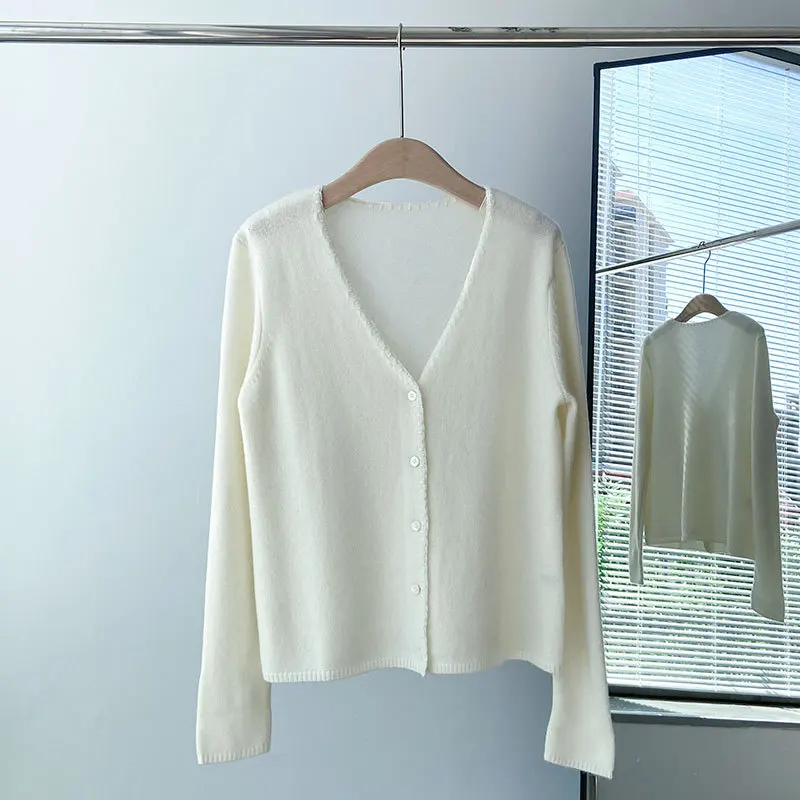 

Autumn and Winter New Simple Loose Solid Color 100% Cashmere V-neck Knitted Cardigan Women
