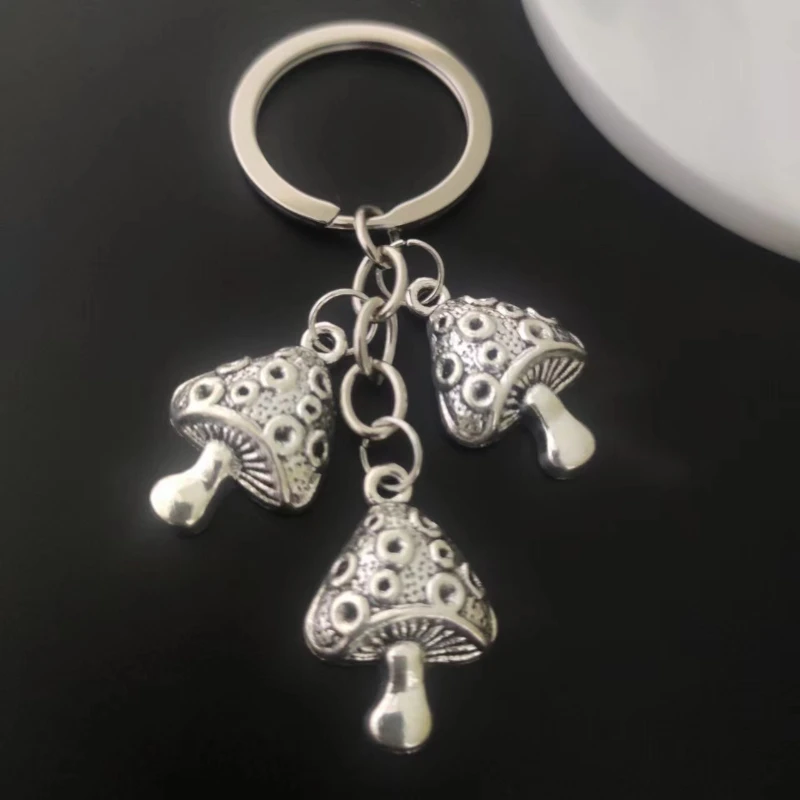 

Mushroom Key Chains Ring Women Student Jewelry Accessories Fashion Pendant Wholesale