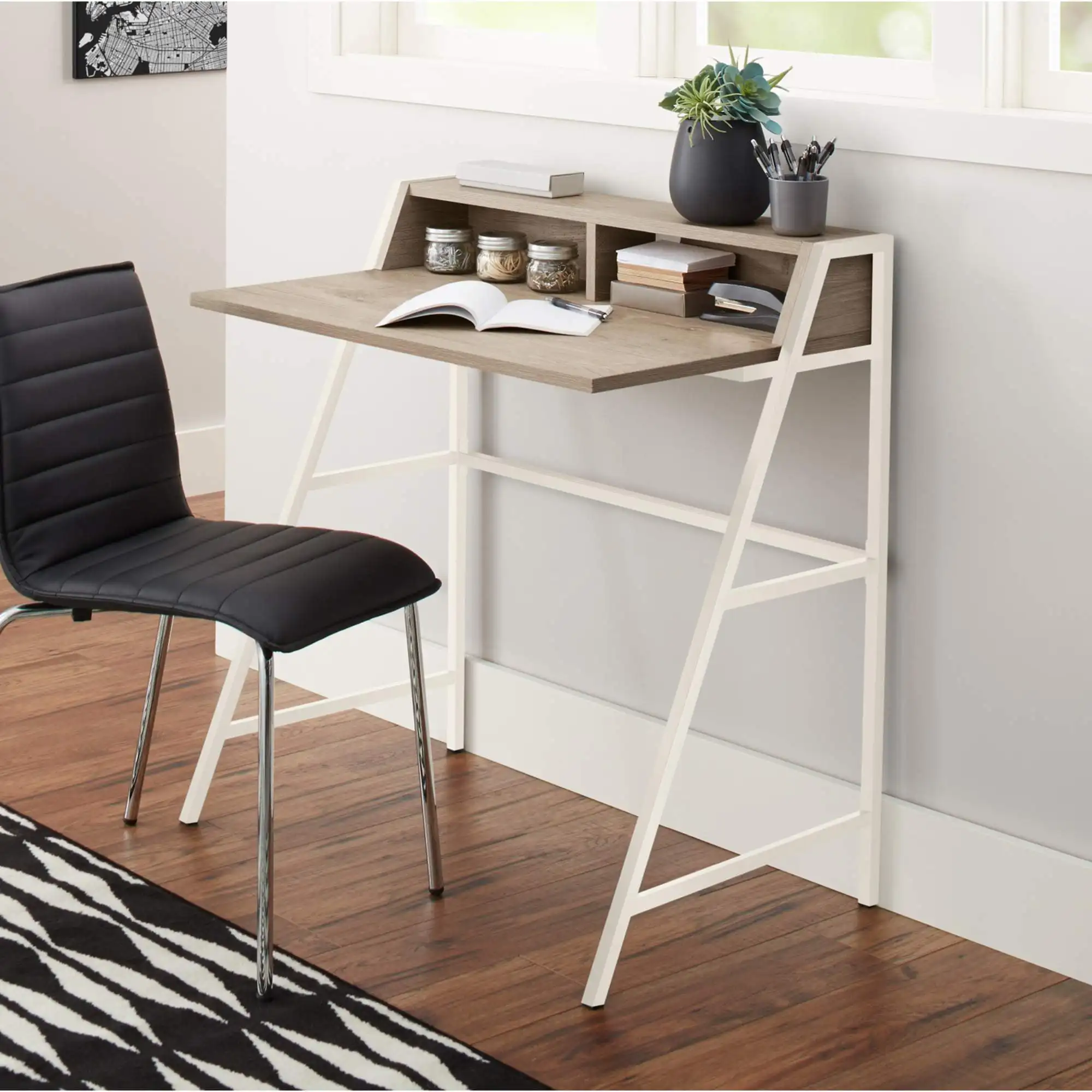 

Free Shipping Conrad Desk with Hutch Brown/White