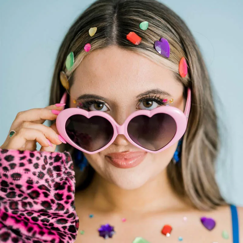 

Солнцезащитные очки в форме сердца для мужчин и женщин, Классические Поляризационные солнечные аксессуары в стиле ретро, с защитой от ультр...