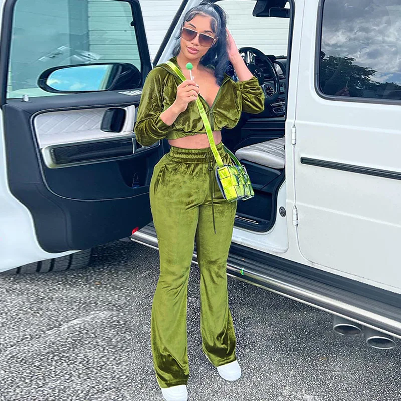 

Wishyear 2023 Green Velvet Tracksuit Hoodie Set Women for Winter Baddie Two Piece Set Flare Sweatpants Streetwear Y2k Outfits