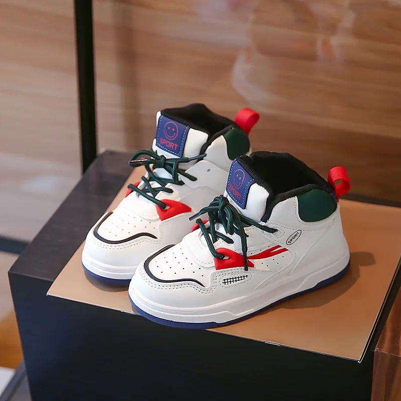 

2023 Spring and Autumn New Children's High Top Board Shoes Boys' Sports Shoes Anti slip Fashion Soft Sole Girls' Casual Shoes