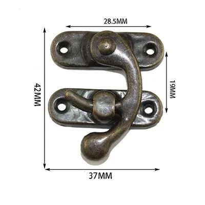 

Антикварные пряжки для чемодана 37*43 мм