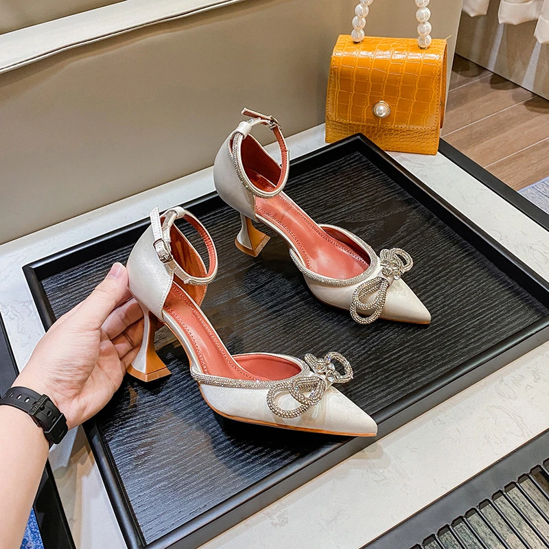 

Pointed High Heels New Butterfly Water Diamond Headed Hollow Wine Cup and Sandals Female