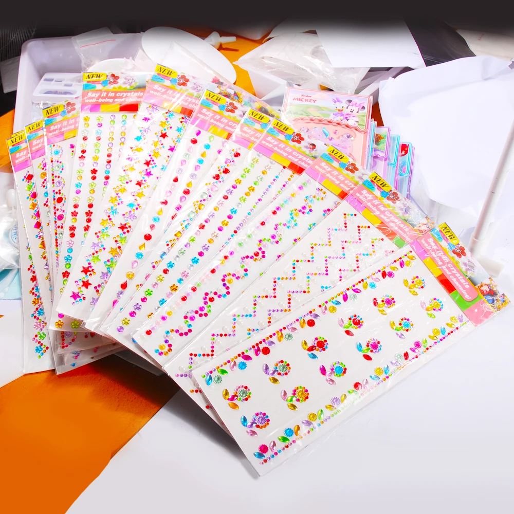 

32*11CM/Sheet Colorful Decoration Sticker Mixed Shape Acrylic Rhinestones Self-adhesive Decal Handiwrok Crafts Kids Toys DIY Tip
