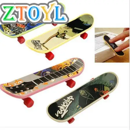 

Hot sale 1PC Kids Children Mini Finger Board Fingerboard Skate Boarding Toys Children Gifts Party Favor Toy