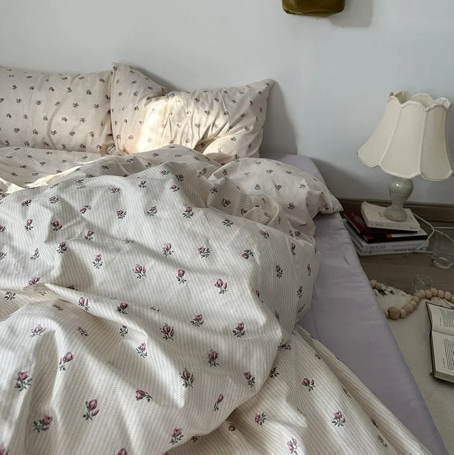 

Ins Style Duvet Cover Set No Filler Flat Sheet Pillowcase Fashion Floral Cartoon Single Double Size Girls Boys Bed Linen