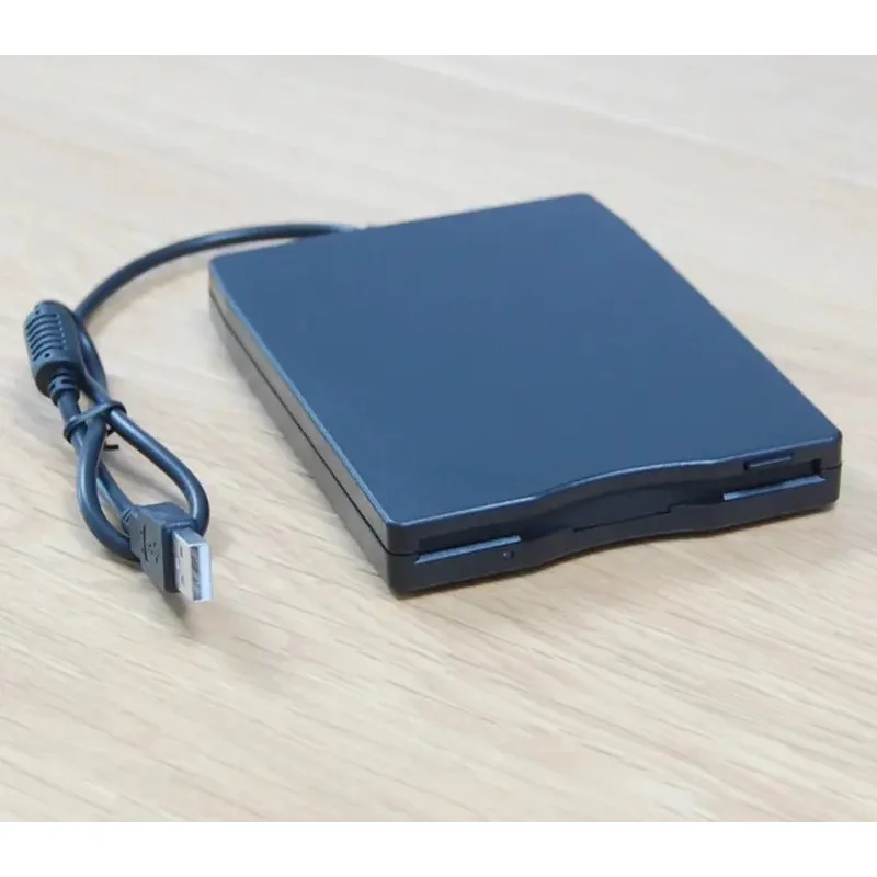 Фото Совершенно новый внешний USB-флоппи-дисковод для FDD 3,5-дюймовых 1,44-мегабайтных компьютерных дисков, устройство для чтения дискет. №1