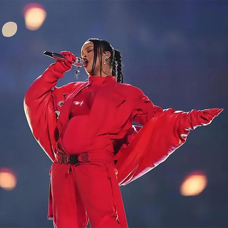 Adele Is NOT Doing The Super Bowl Halftime Show - YouTube