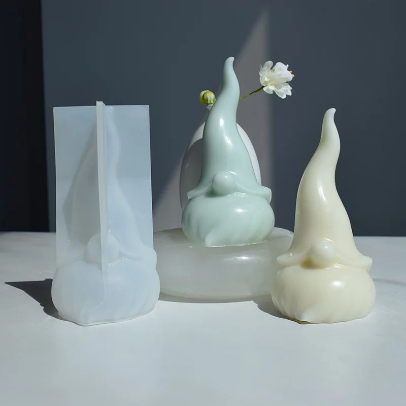 Силиконовая форма в виде медвежьего санты для свечей