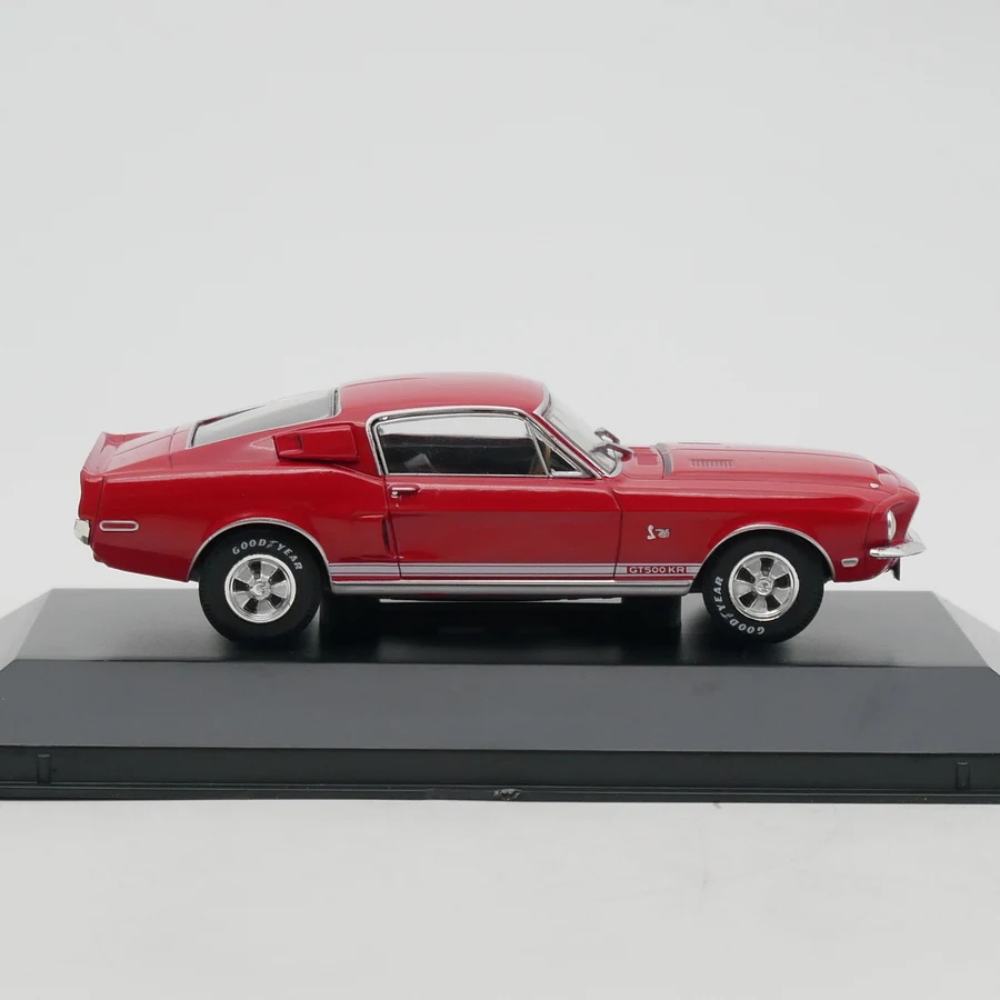 Фото Коллекционная модель автомобиля Ford Mustang GT 500 KR 1968 года, масштаб 1:43, из литого металла, сувенир, украшение для витрины, подарок №5