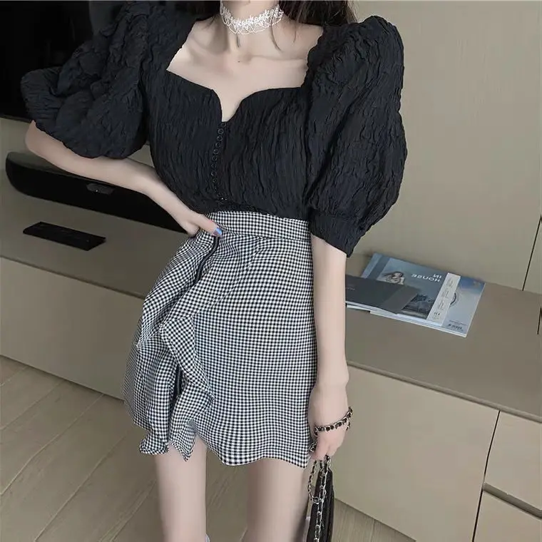 

2022 Women Summer French Suits Female Square Collar Short Sleeve Blouses + Plaid Package Hip Skirts Ladies 2 Piece Sets P45