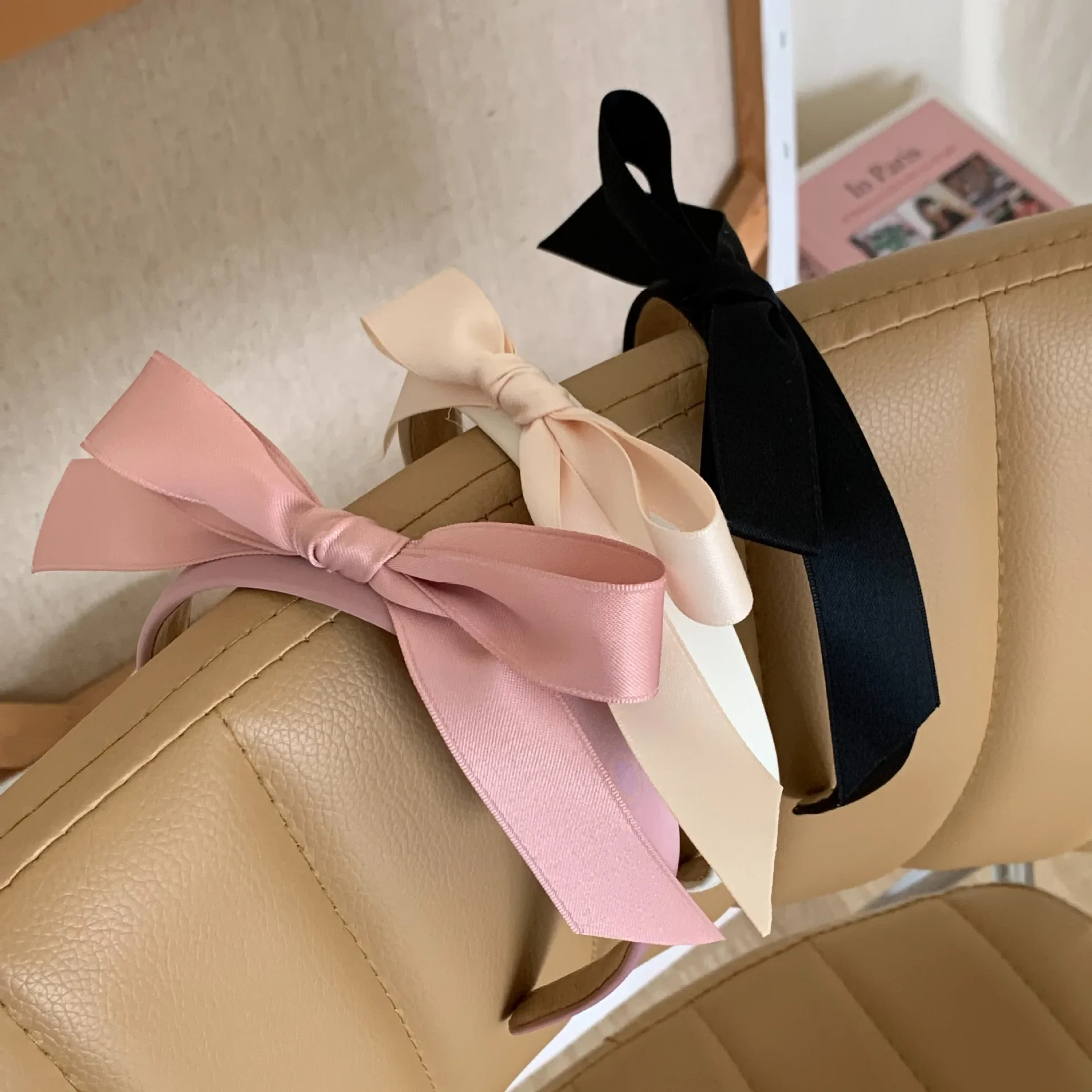 

Solid Satin Bow Hair Hoop Is Versatile for Girls with Pressure Hair Headbands and Infrared Starting Accessories