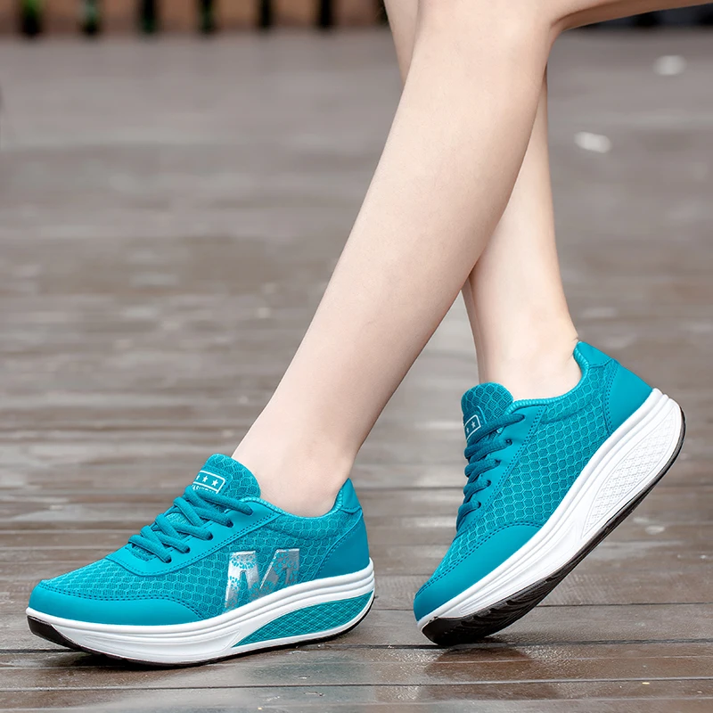 Women Chunky Shoes Shake Sneakers Height Increasing Mesh Breathable Cushioned Sneakers 3 Colors
