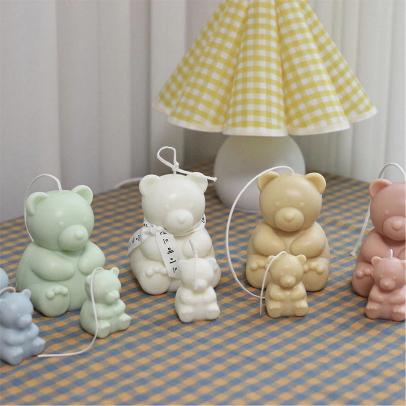 

Cartoon Sitting Hug Bear Art Aromatherapy Scented Candle Silicone Mold DIY Ice Cube Ornament Soap Injection Wax Mould Home Decor