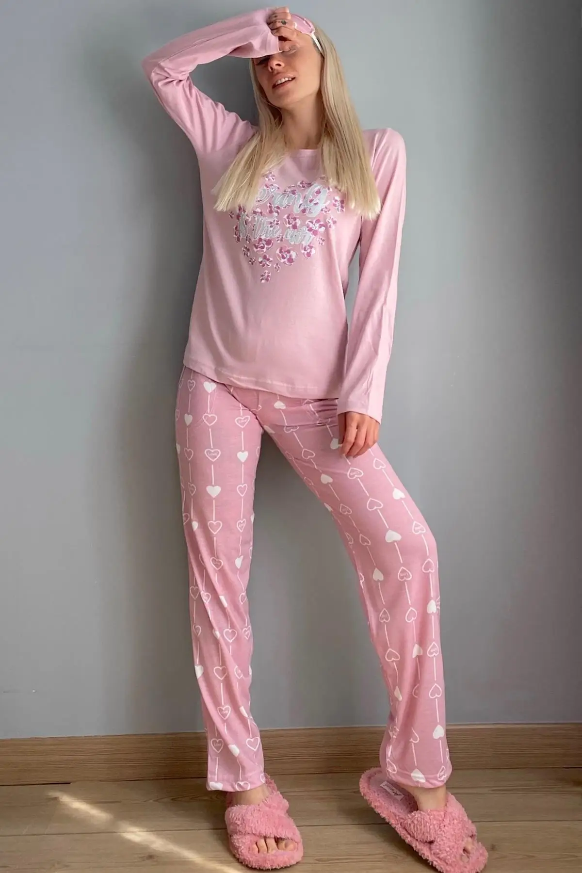 

Women's Long Sleeve Pajamas Pink Love Spring Clamp Set Pajama Sets