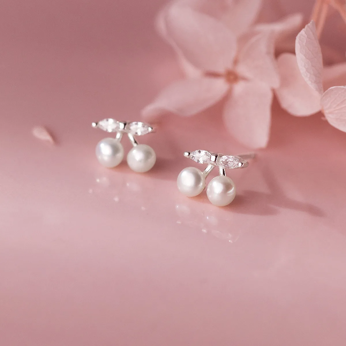 

Genuine 925 Sterling Silver Pearl Zircon Cherry Stud Earrings Delicate Fruit Jewelry Hypoallergenic Studs for Women