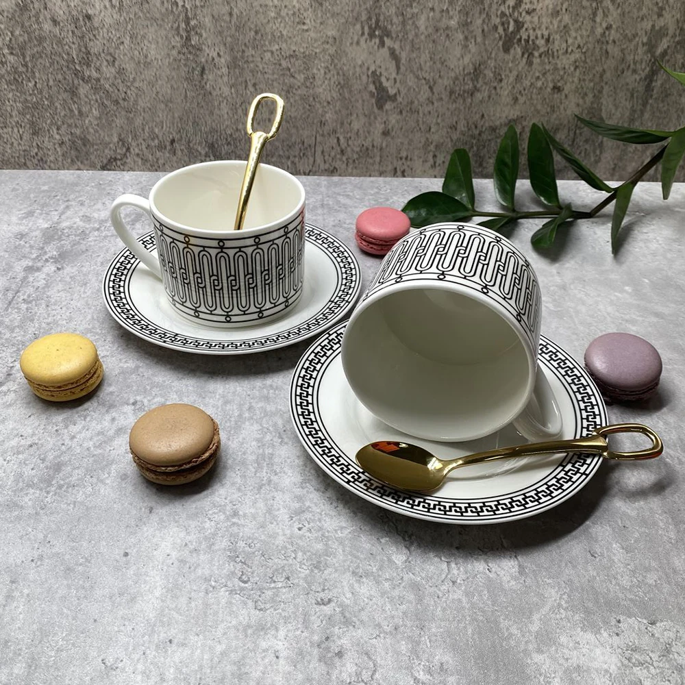 

British Style Luxury Moroccan Coffee Cup and Saucer Set with Gold Handel Ceramic Cappuccino Afternoon Tea Cup YC88