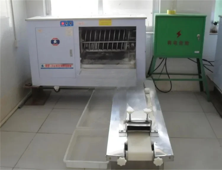 Автоматический тестоделитель и округлитель для пиццы