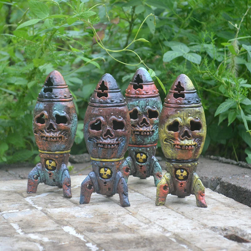 

Орнамент с черепом и бомбой из смолы, маленький декор с ядерными головами для двора, сада, дома, рабочего стола, украшение на Хэллоуин, искусс...