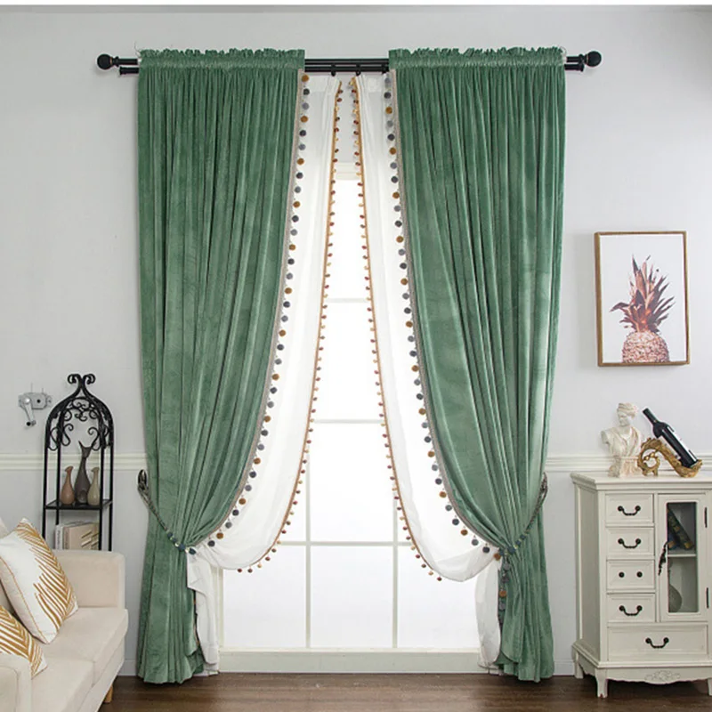 Бархатные затемняющие шторы для спальни с роскошными помпонами синего павлина