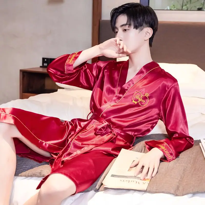 Summer pajama nightshirt long-sleeved silk embroidery thin ice silk big yards household to take in the spring and autumn