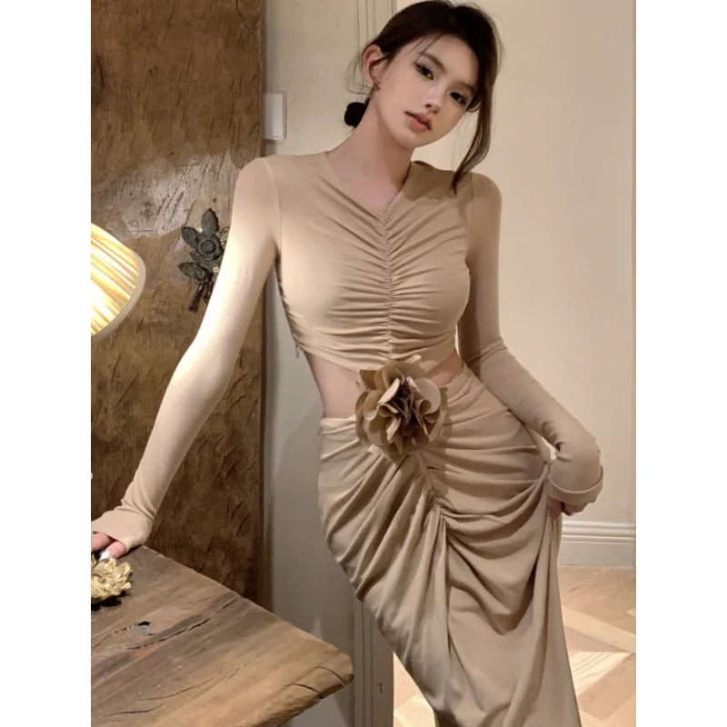 

Women Autumn 2023 Korean Style Hollow Out Tight-fitting Long-sleeved Retro Pleated Long Dress Slim Dress